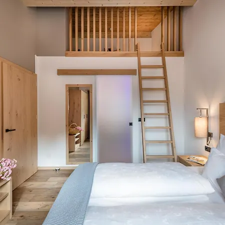 Alpwellhotel Burggraefler